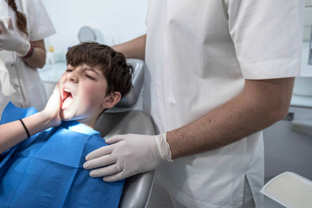 Best Cracked Tooth Emergency Dentist  in Henderson, TX