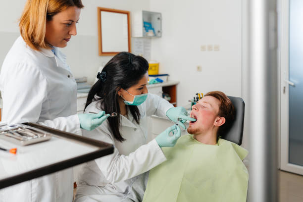 Best Tooth Infection Emergency Dentist  in Henderson, TX